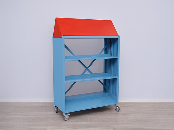 מדף תצוגה דו־צדדי נייד