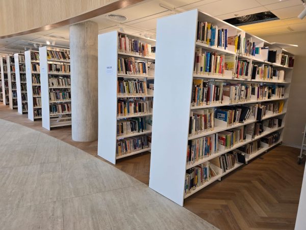 מידוף מברזל לספריות